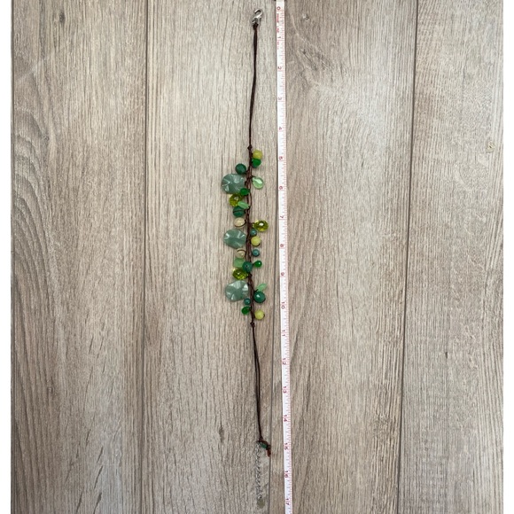 Green Natural Stone & Glass Necklace - Picture 4 of 4